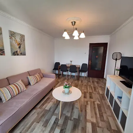 Hellen Apartment *