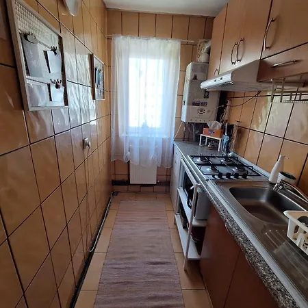 Hellen Apartment *